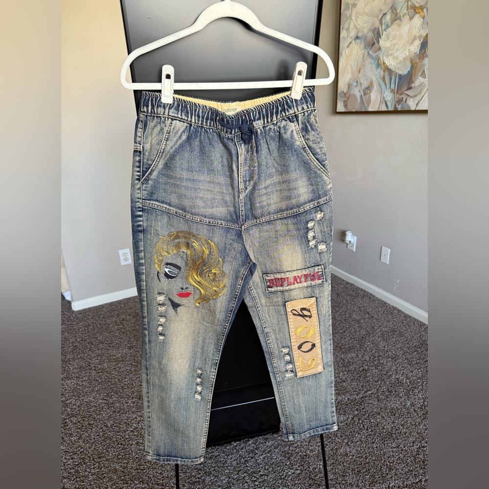 Stylish Woman Denim Jeans with Patchwork
